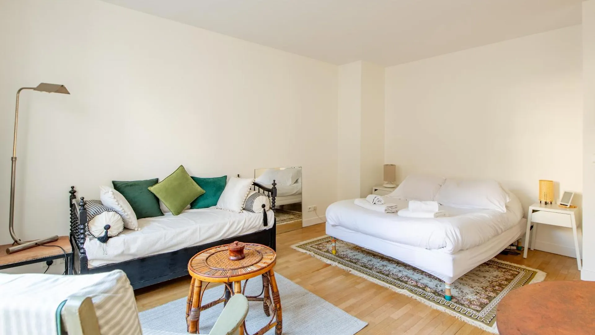 Apartment Dames - Studio Lumineux Gare Saint-Lazare Paris