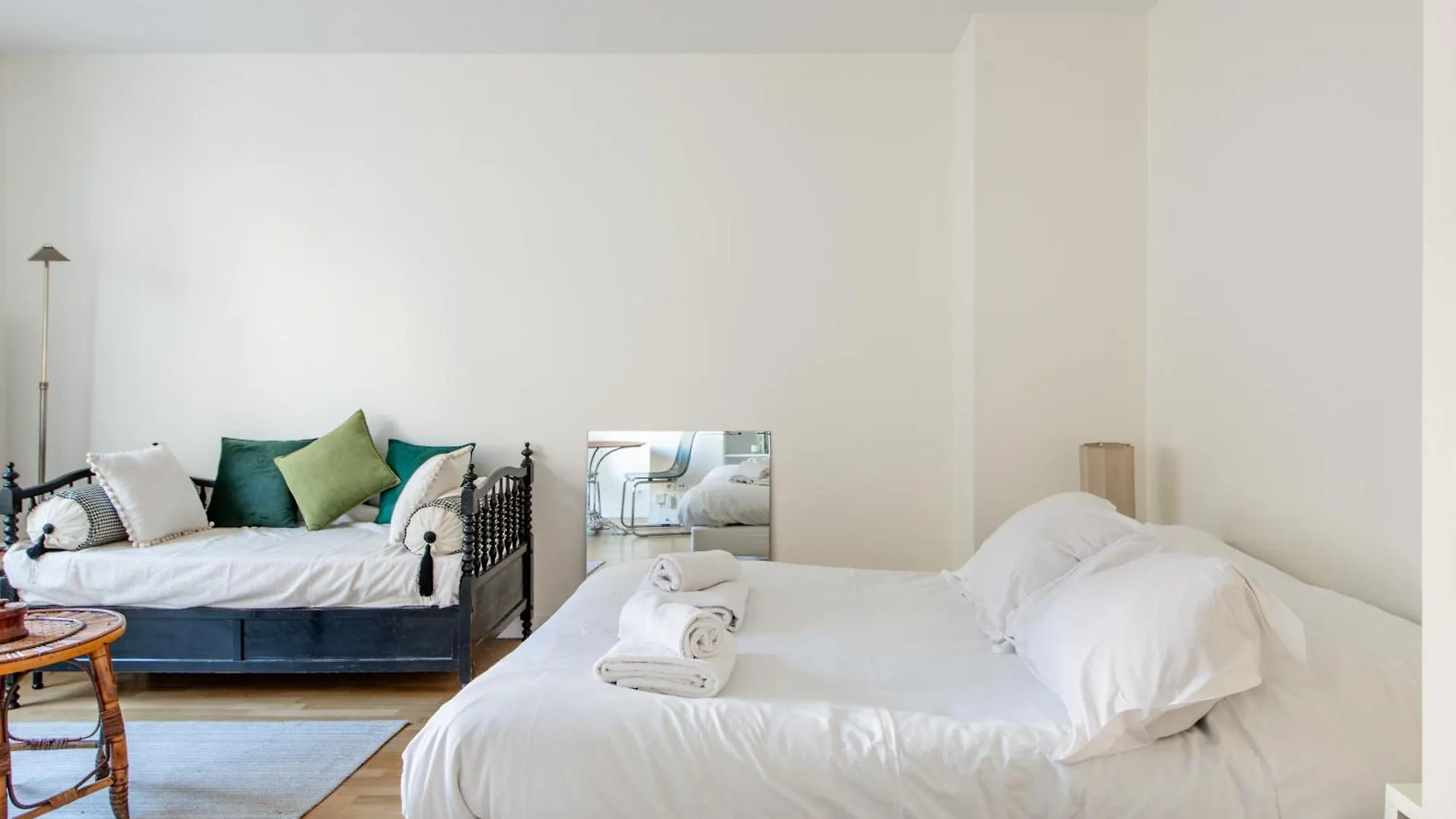 Dames - Studio Lumineux Gare Saint-Lazare Paris Apartment